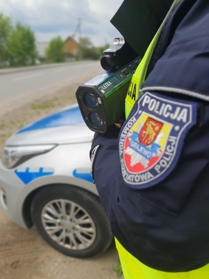 radiowóz, policjant